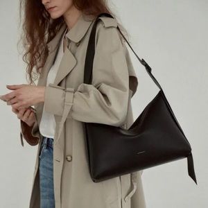 Lecc Project | W Concept | Black Purse